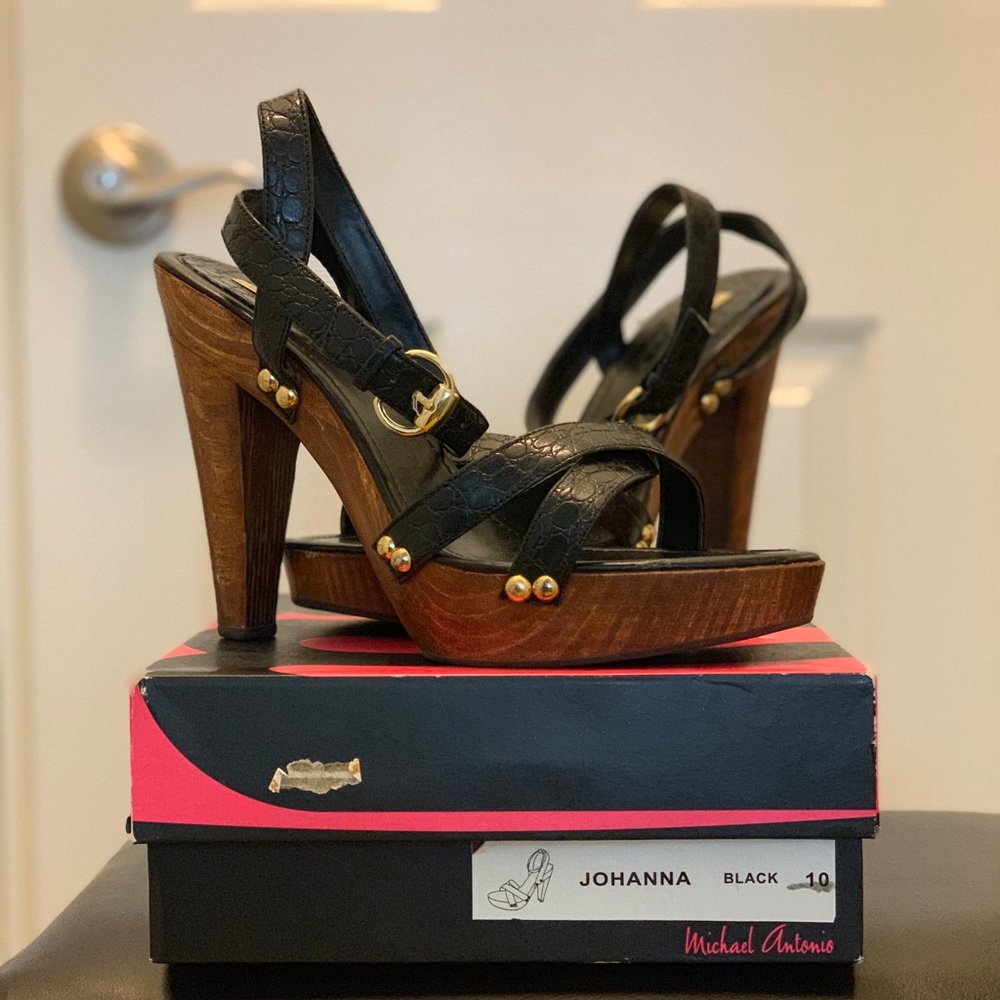 Michael Antonio Wood Bottom Heels